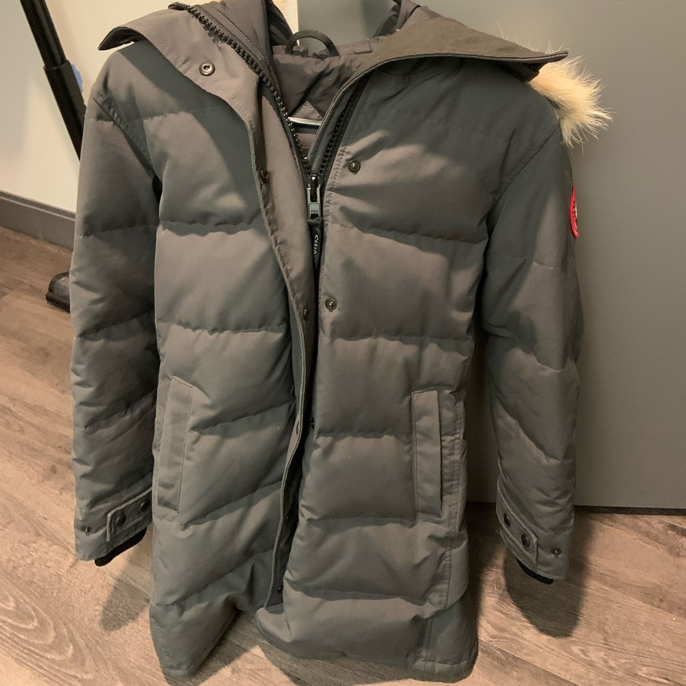 Canada goose parka, size Fusion M